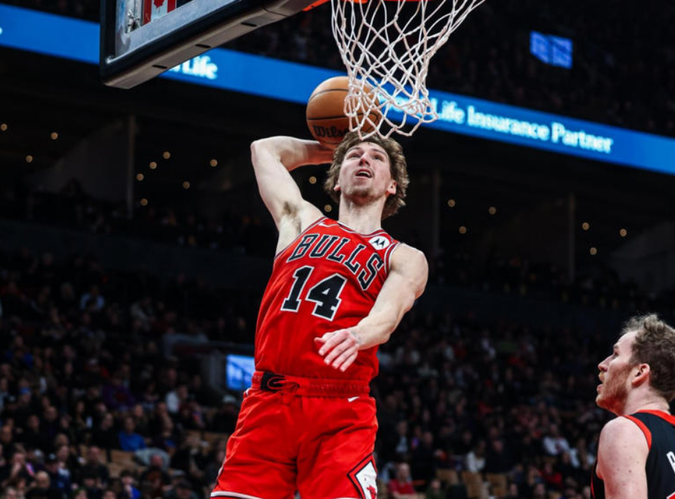 开云官网-关于今晨多伦多猛龙止住颓势：NBA季后赛节点到来，底气十足，纪律约束更严格的信息