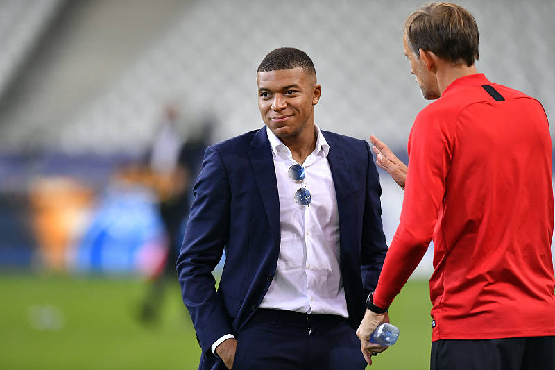 印第安纳步行者训练开放日;转会期绝杀压哨引欢呼;法甲在即;球探报告显示潜力(波士顿凯尔特人vs印第安纳步行者) 印第安纳步行者训练开放日;转会期绝杀压哨引欢呼;法甲在即;球探报告显示潜力(波士顿凯尔特人vs印第安纳步行者)