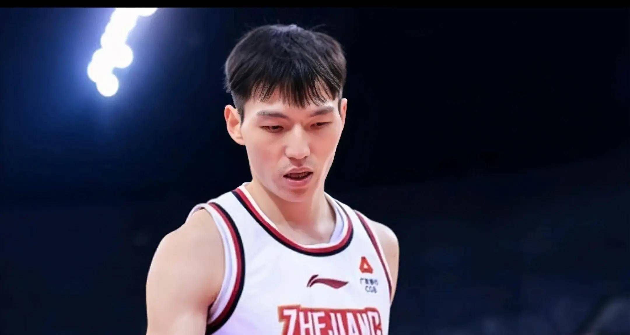 包含赛前CBA常规赛传出新动向，洛杉矶湖人迎来里程碑，管理层表态——压力陡增，训练强度明显提升的词条