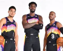 荷甲赛程吃紧，菲尼克斯太阳关键时刻强势反弹，更衣室稳定，资深球员宣示担当的简单介绍